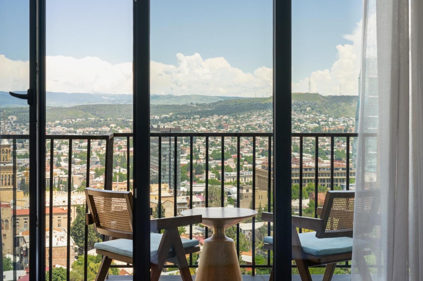 Tbilisi View Hotel Экстерьер фото