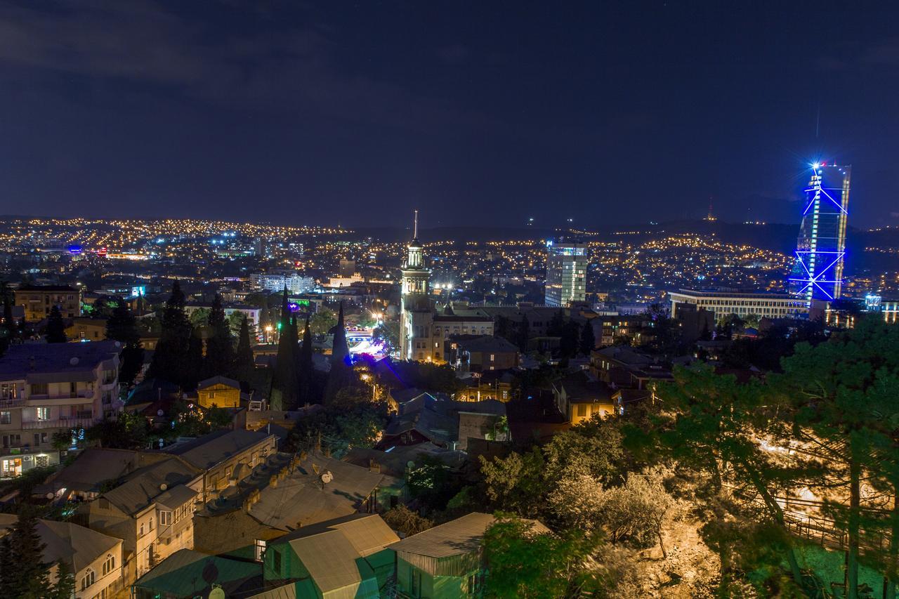 Tbilisi View Hotel Экстерьер фото
